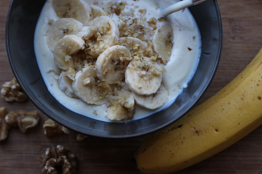 Sojajoghurt Banane Walnuss