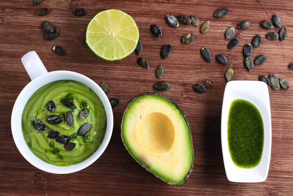 Avocadosuppe mit Koriander 3