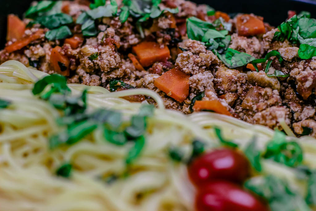 Spaghetti Bolognese con Tofu und Parmesan · Zeit Für Vegan